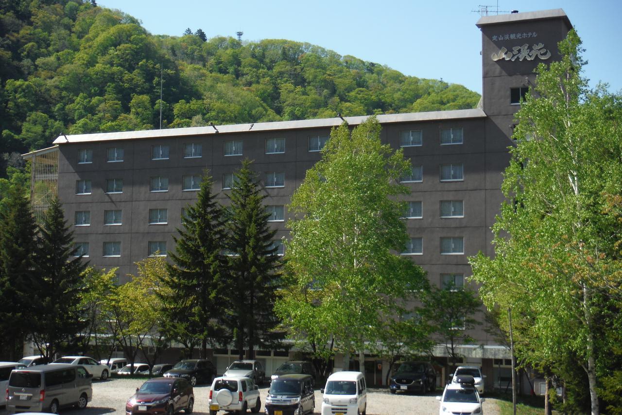 Hotel Sankeien Sapporo Exterior photo
